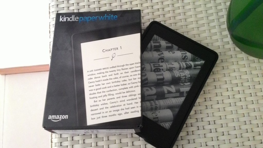 Amazon Kindle - gadget favorit saya untuk membaca buku